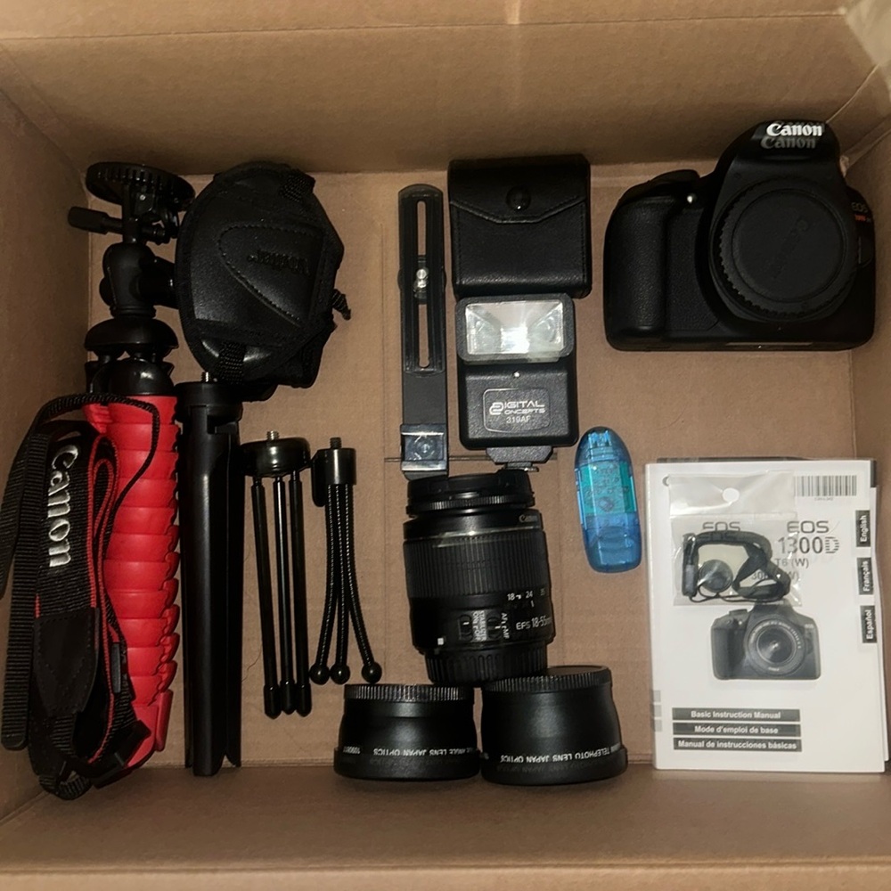 Canon EOS Rebel T6 DSLR Camera with 18-55mm Lens